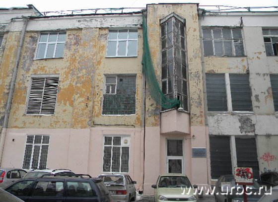 У аварийного объекта нашлись и арендаторы