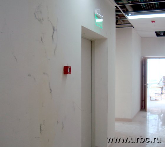 Стены в БЦ «Президент» пока еще выглядят вот так