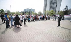 Долой бараки!