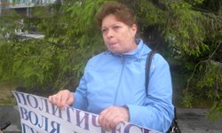 Жест отчаяния: соседи незаконных построек пикетируют Дом Правительства