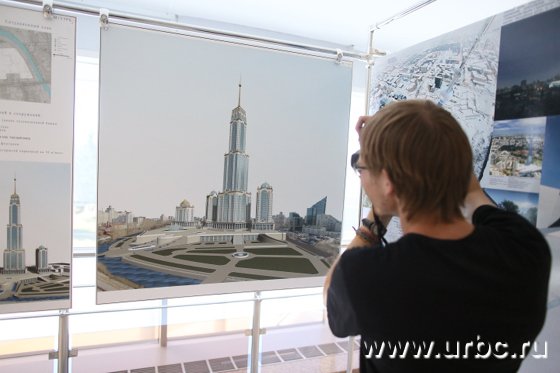 В Екатеринбурге открылась экспозиция работ, участвующих в конкурсе эскизов реконструкции телебашни