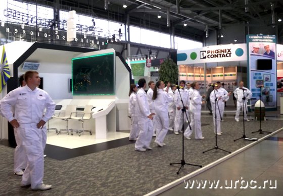 Белые металлурги презентуют стенд Группы ЧТПЗ