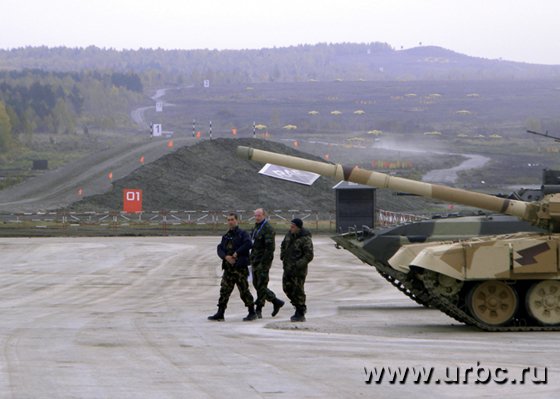 Мощь Тагила: на Russia Arms Expo показали возможности оборонной техники Мощь Тагила: на Russia Arms Expo показали возможности оборонной техники