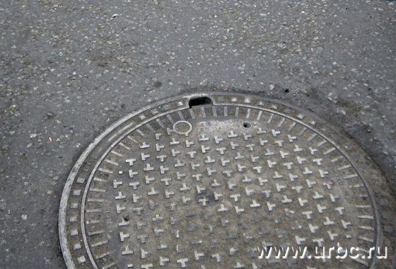 Поверхностный осмотр: Минтранс сыграл в проверку екатеринбургских дорог