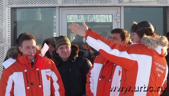 Игорь Холманских, министр экономики Свердловской области Дмитрий Ноженко, Евгений Куйвашев и генеральный директор ОАО «ОЭЗ «Титановая долина» Артемий Кызласов