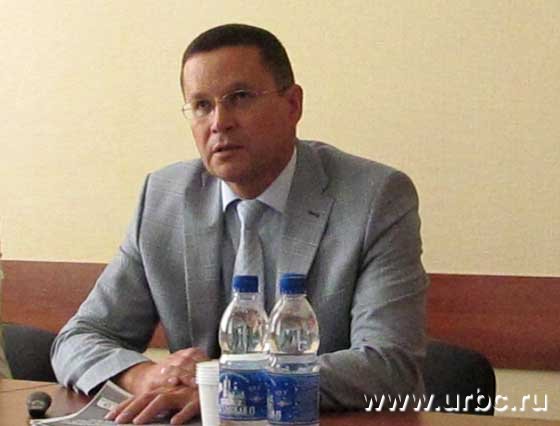 Генеральный директор ОАО «СвердНИИхиммаш» Рауиль Каримов рассказал журналистам о перспективах работы инжинирингового центра