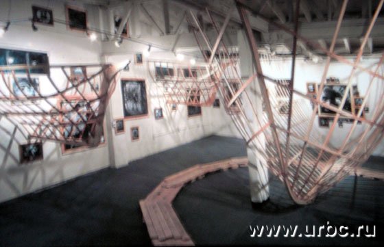 В Екатеринбургском музее изобразительных искусств прошла встреча с североамериканским фотографом В Екатеринбургском музее изобразительных искусств прошла встреча с североамериканским фотографом