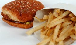 Фастфуд становится дорогим удовольствием. Фотография предоставлена сайтом www.morguefile.com