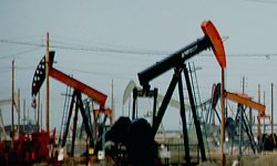 А почему бы и нефть?  Фотография предоставлена сайтом www.morguefile.com