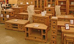 Екатеринбург прощается с импортной мебелью. Фотография предоставлена сайтом www.morguefile.com