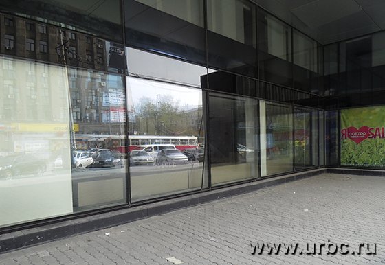 Здание бывшего «центра моды» требует ремонта Здание бывшего «центра моды» требует ремонта