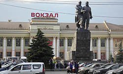 Привокзальная площадь: территория хаоса