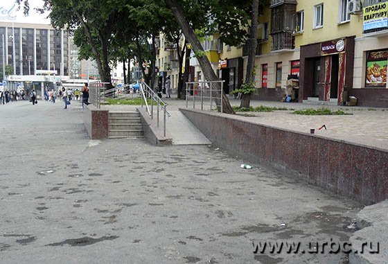 Особенно напряженно на Привокзальной площади с чистотой Особенно напряженно на Привокзальной площади с чистотой