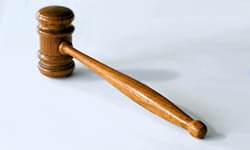 Трудный аукцион. Фотография предоставлена сайтом www.morguefile.com