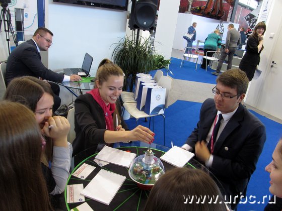 Условия игры «Что? Где? Когда?» были максимально приближены к телевизионной версии