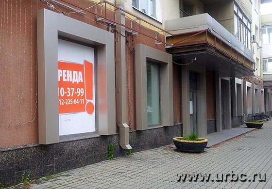 В течение нескольких лет собственник ТЦ «Столица» не может заполнить здание