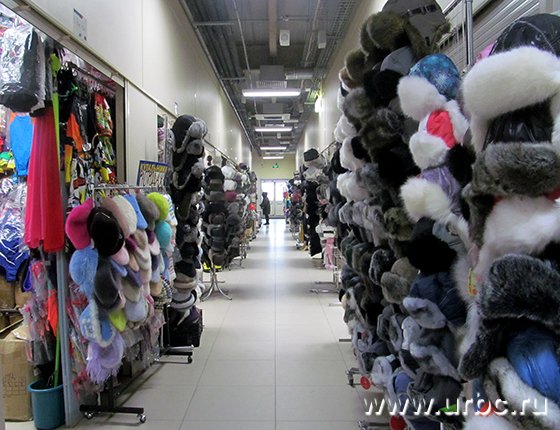 Кризис резко сократил число клиентов рыночных комплексов