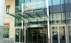 ТЦ «Европа»: Мимо покупателей