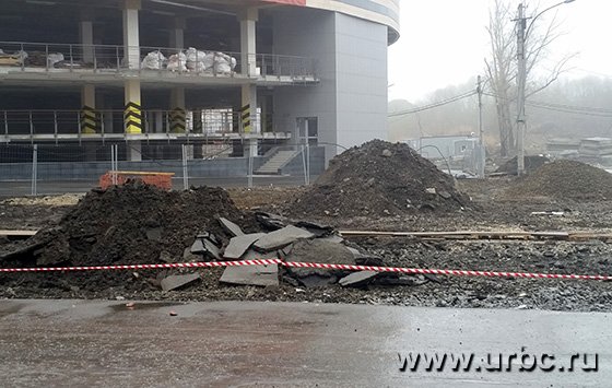 Такие виды открываются от фасада «элитного» дома Такие виды открываются от фасада «элитного» дома