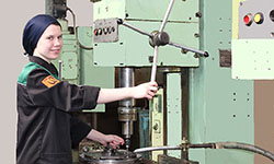 КУЛЗ пополняется молодыми кадрами. Фотография с сайта uvz.ru