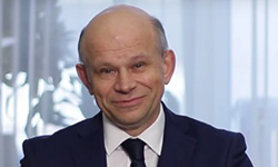 Валерий Улановский: Экологические проблемы в Челябинске решат сами промышленники. Фотография пресс-службы РМК