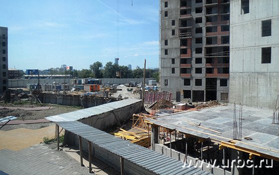 ЖК Малевич по-прежнему напоминает большую стройку