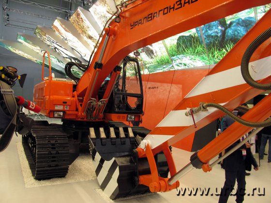 Мощность двигателя нового экскаватора составляет 183,6 л.с. Мощность двигателя нового экскаватора составляет 183,6 л.с.