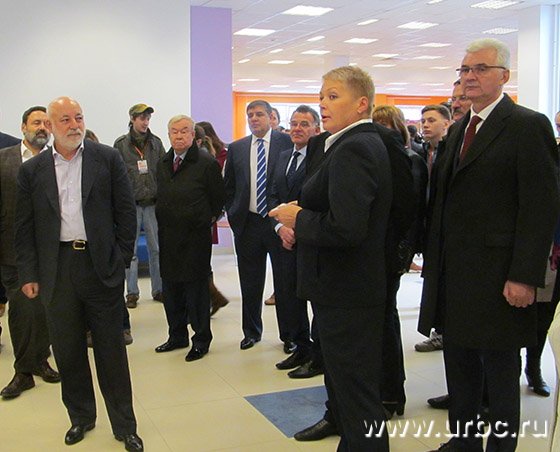 Директор школы № 23 Ольга Михайлова представила гостям возможности образовательного комплекса