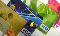 Должники ЖКХ рискуют счетами