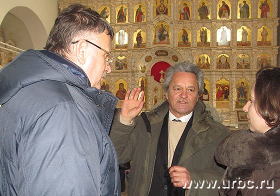 Гендиректор «РСГ-Академическое» Виктор Киселев рассказал гостям из Испании о возведении Храма Святых Божьих строителей Гендиректор «РСГ-Академическое» Виктор Киселев рассказал гостям из Испании о возведении Храма Святых Божьих строителей