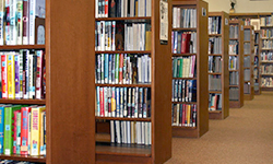 Золотые книги. Фотография предоставлена сайтом morguefile.com (click)