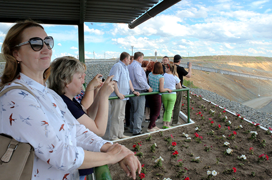 Жители Томинского связывают будущее с новым ГОКом