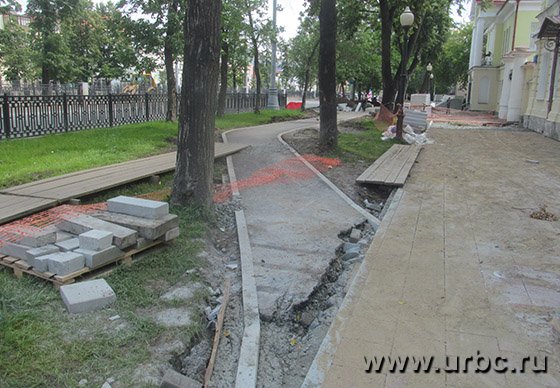 Крутой поворот на въезде на велодорожку может стать причиной аварий