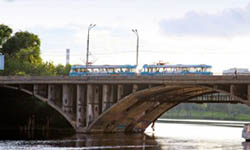 Екатеринбург обречен стоять в пробках. Фотогарфия с сайта ekburg.ru (Юрий Ломакин)