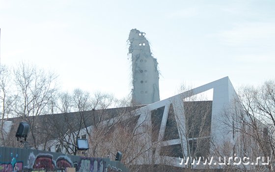 Частично устояла