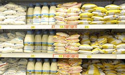 Аграрии проиграли сухому молоку