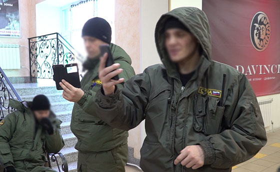 У охранного предприятия «Сова» могут отозвать лицензию после инцидента в мебельном центре «ЭМА» в Екатеринбурге