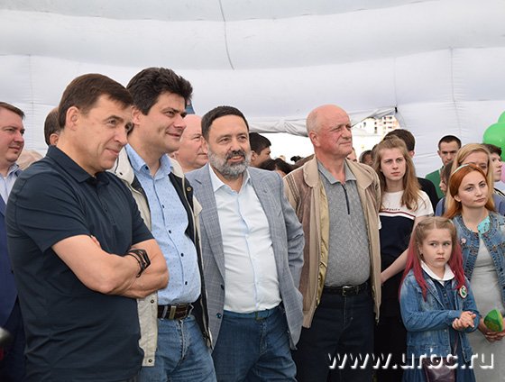 В Екатеринбурге высадили первые деревья в парке Преображенский в районе Академический В Екатеринбурге высадили первые деревья в парке Преображенский в районе Академический