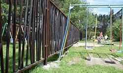 Забор противостояния приоткрыт