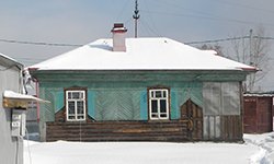 «Манипуляции» с садовыми домиками