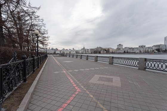 Город в самоизоляции