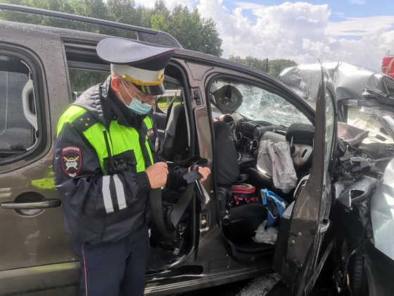 Четыре человека погибли в результате ДТП на трассе Екатеринбург — Шадринск — Курган Четыре человека погибли в результате ДТП на трассе Екатеринбург — Шадринск — Курган