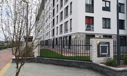 «Солнечный»: заборы приватности