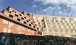 «Ледовая арена» поглощает долгострои