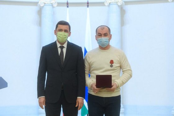 Четверо металлургов ЕВРАЗ НТМК удостоены государственных наград