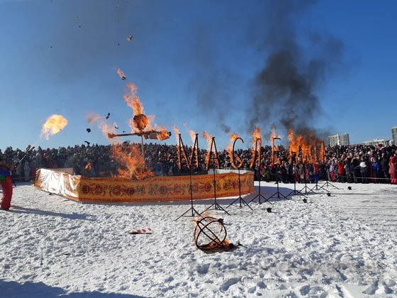 Масленица в Академическом собирает все больше гостей
