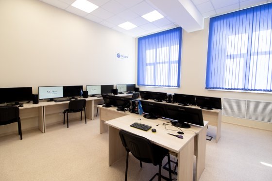 В УрФУ при поддержке компании «Россети Урал» открыли новый дисплейный класс для студентов кафедры «Электроэнергетика»