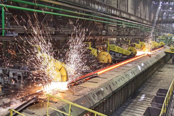 ЕВРАЗ ЗСМК и РЖД запустили проект по отслеживанию жизненного цикла рельсов 