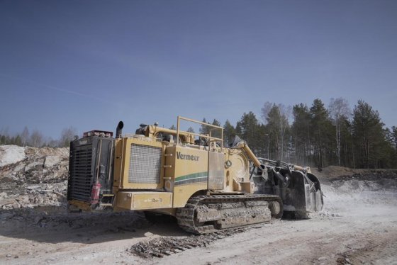 «Атомстройкомплекс» начал испытания редкого комбайна для разработки карьеров