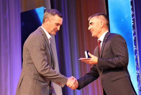 Томусинское погрузочно-транспортное управление Распадской угольной компании празднует юбилей Томусинское погрузочно-транспортное управление Распадской угольной компании празднует юбилей